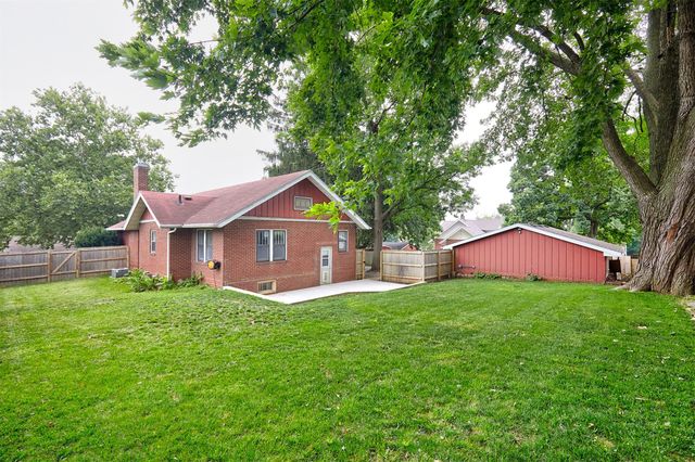 320 N 2nd Street, Carlisle, IA 50047