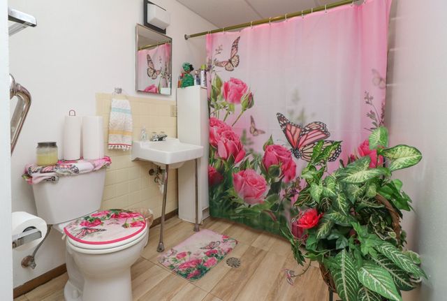 1674 Honeysuckle Drive, Mansfield, OH 44905