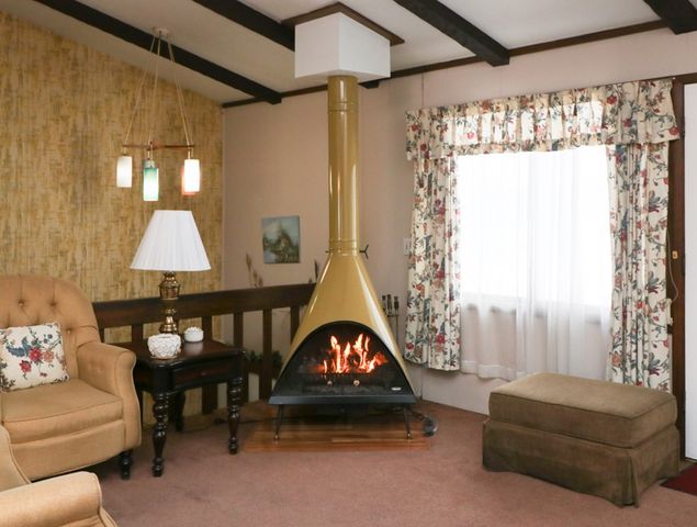 1674 Honeysuckle Drive, Mansfield, OH 44905