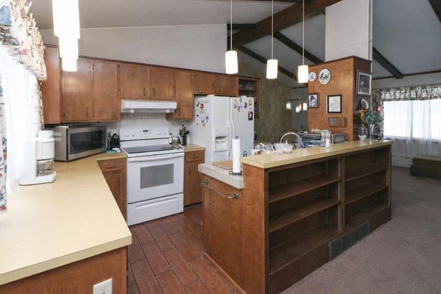 1674 Honeysuckle Drive, Mansfield, OH 44905