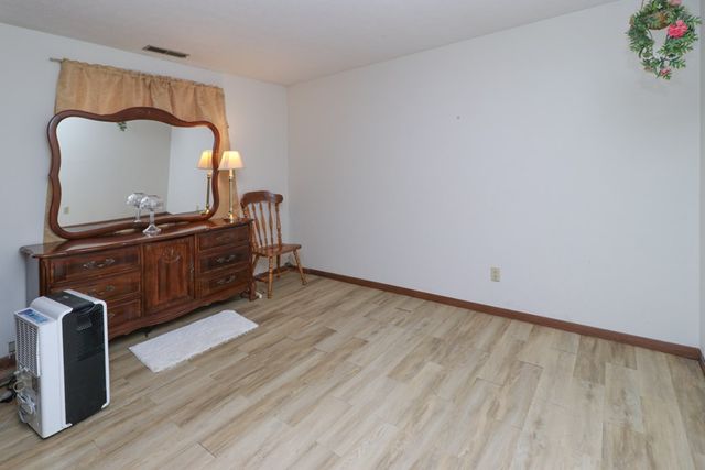 1674 Honeysuckle Drive, Mansfield, OH 44905