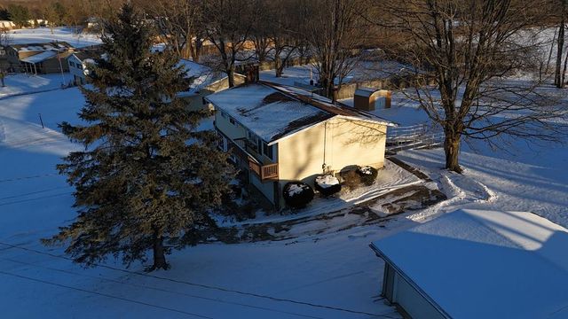 1674 Honeysuckle Drive, Mansfield, OH 44905