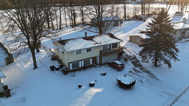 1674 Honeysuckle Drive, Mansfield, OH 44905