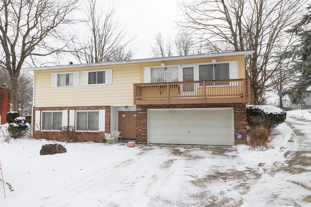 1674 Honeysuckle Drive, Mansfield, OH 44905