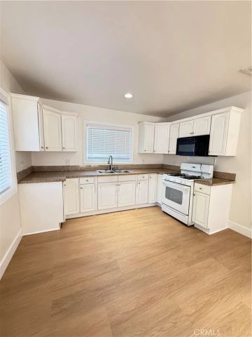 10556 El Dorado Avenue, Pacoima, CA 91331