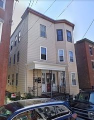 19 Marlborough St 2, Chelsea, MA 02150
