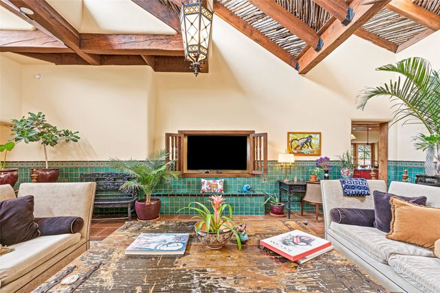 820 Camino Atalaya, Santa Fe, NM 87505