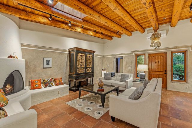 820 Camino Atalaya, Santa Fe, NM 87505