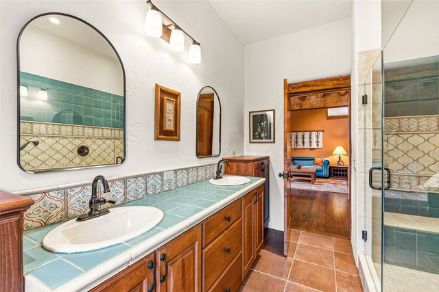 820 Camino Atalaya, Santa Fe, NM 87505