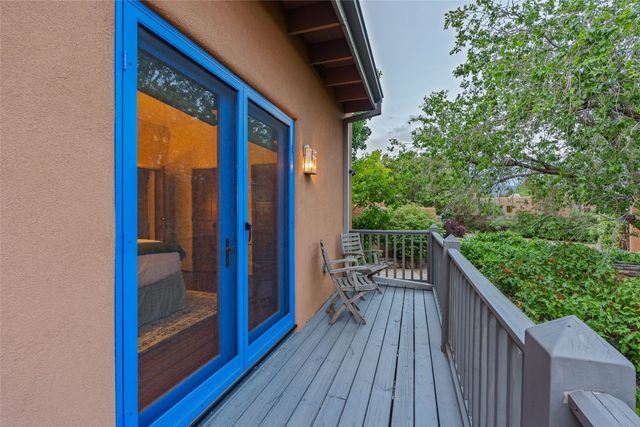 820 Camino Atalaya, Santa Fe, NM 87505
