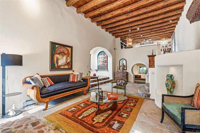 820 Camino Atalaya, Santa Fe, NM 87505