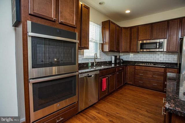 62 CHARTER GATE DR, Fredericksburg, VA 22406