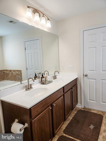 62 CHARTER GATE DR, Fredericksburg, VA 22406