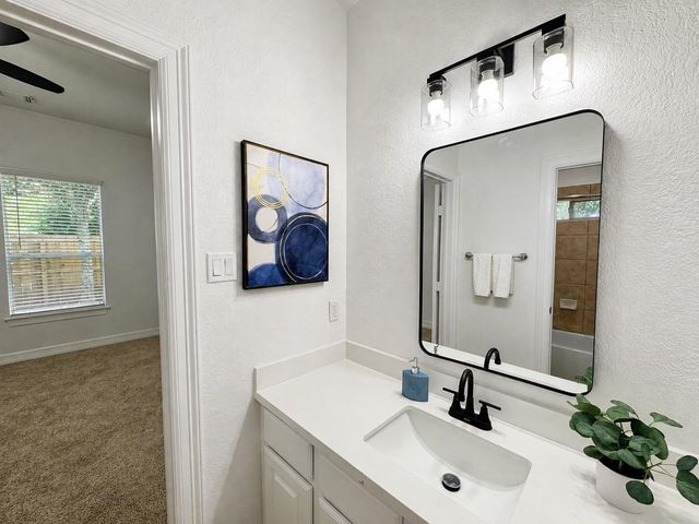 3301 Elm Creek Drive, League City, TX 77573