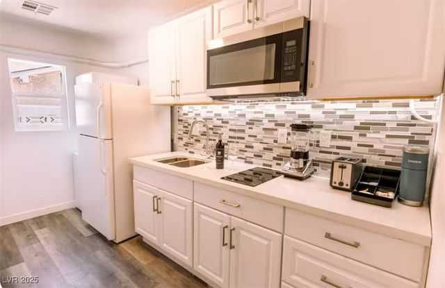 3524 Anthony Drive, Las Vegas, NV 89121