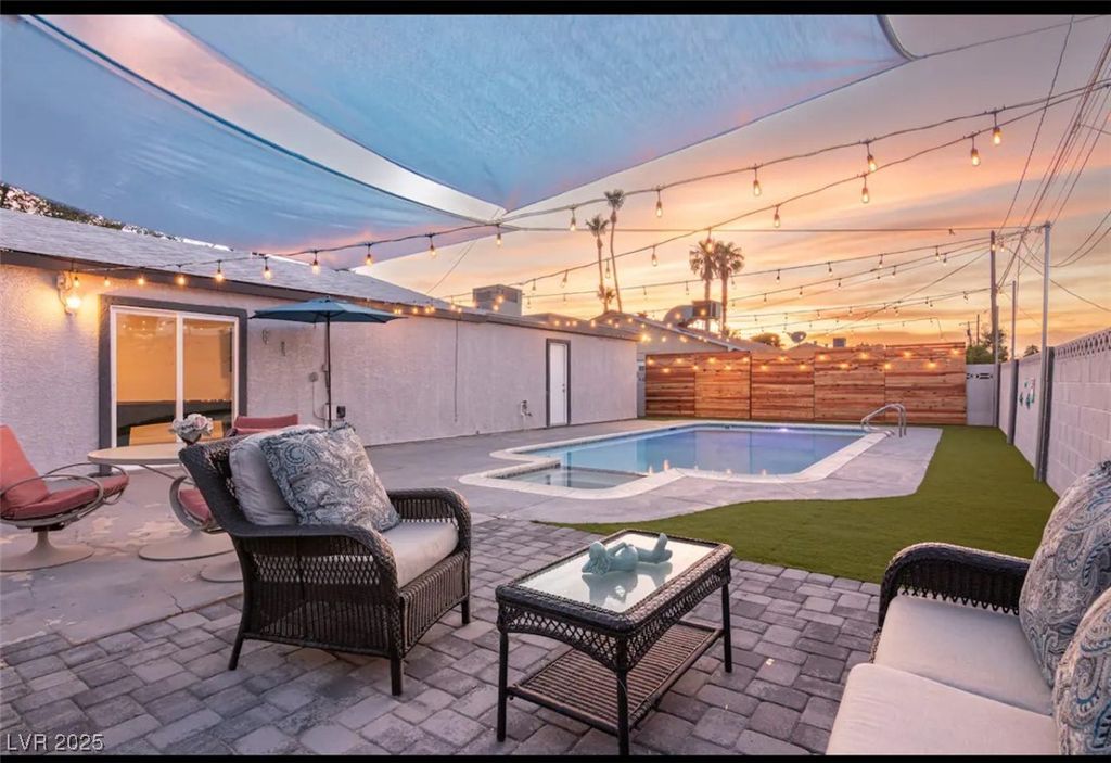 3524 Anthony Drive, Las Vegas, NV 89121