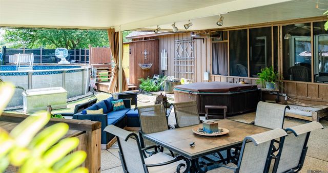 22871 Brittney Renee Dr, Zachary, LA 70791