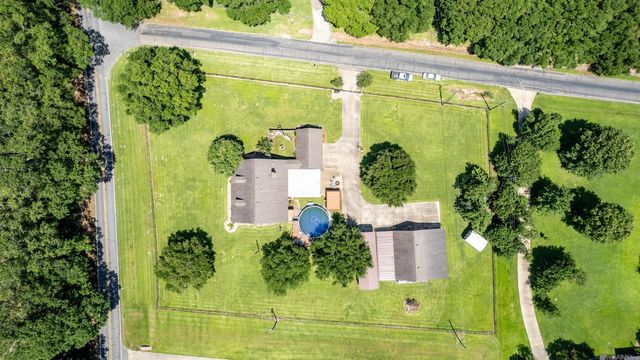 22871 Brittney Renee Dr, Zachary, LA 70791