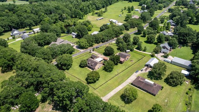 22871 Brittney Renee Dr, Zachary, LA 70791