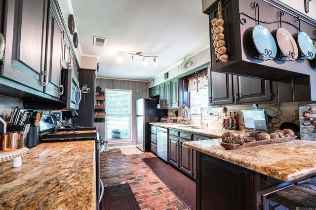 22871 Brittney Renee Dr, Zachary, LA 70791