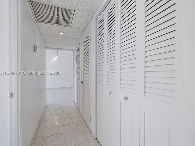 400 Kings Point Dr 523, Sunny Isles Beach, FL 33160