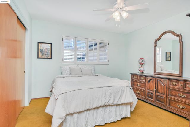 2266 Harborview Dr, San Leandro, CA 94577