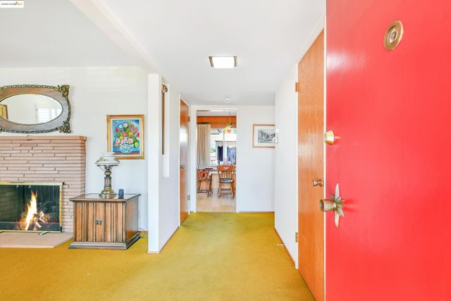 2266 Harborview Dr, San Leandro, CA 94577