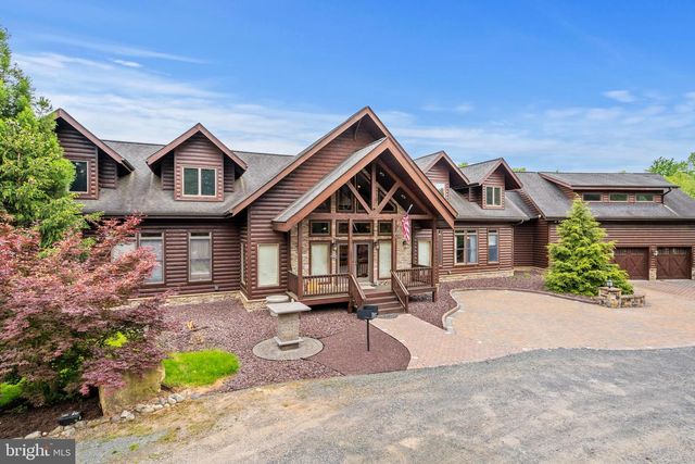 11501 POPES HEAD RD, Fairfax, VA 22030