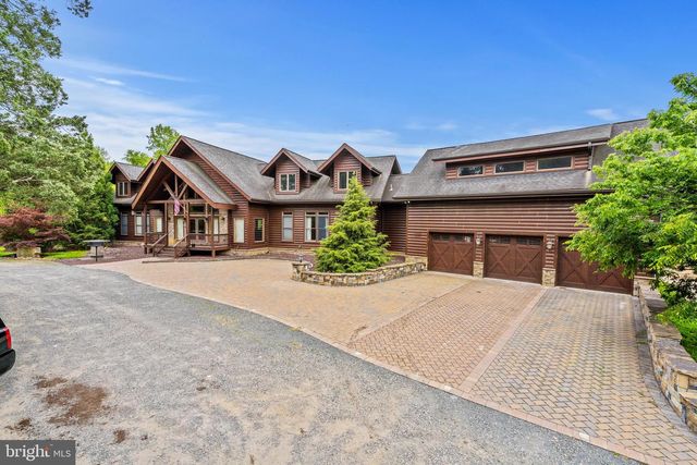 11501 POPES HEAD RD, Fairfax, VA 22030