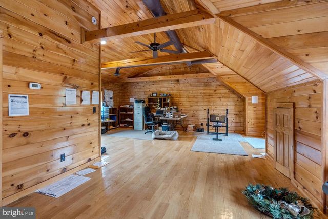 11501 POPES HEAD RD, Fairfax, VA 22030