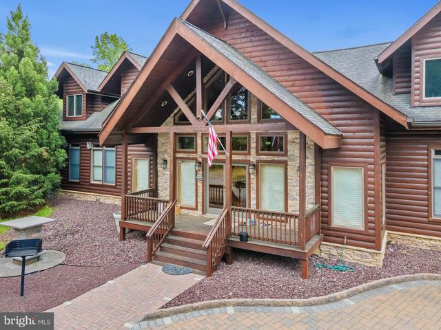 11501 POPES HEAD RD, Fairfax, VA 22030