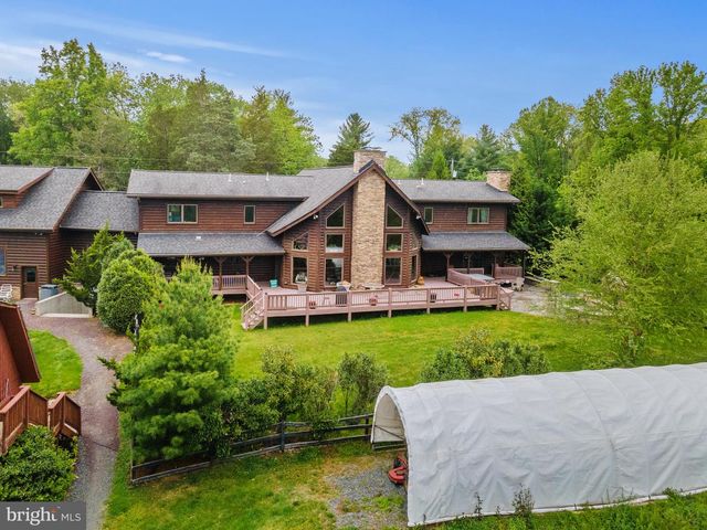 11501 POPES HEAD RD, Fairfax, VA 22030