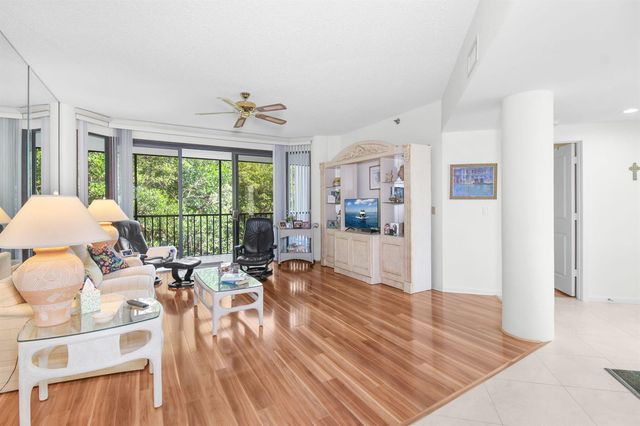 221 NE Plantation Road 316, Hutchinson Island, FL 34996