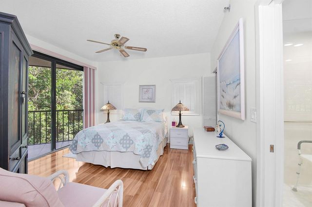 221 NE Plantation Road 316, Hutchinson Island, FL 34996