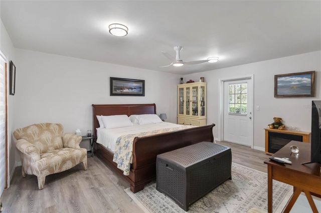 999 FAIRVIEW AVENUE, Mount Dora, FL 32757