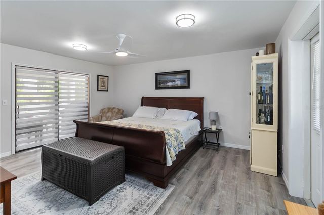 999 FAIRVIEW AVENUE, Mount Dora, FL 32757