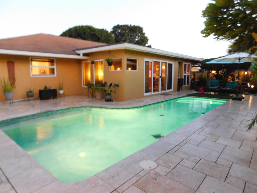 11943 Butternut Street, Palm Beach Gardens, FL 33410