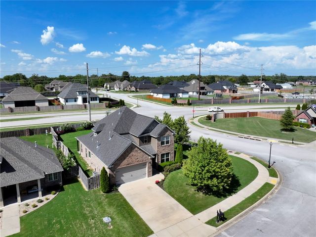 8100 Santa Clara Avenue, Springdale, AR 72762