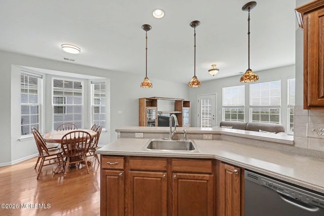 39 Marlow Drive, Jackson, NJ 08527