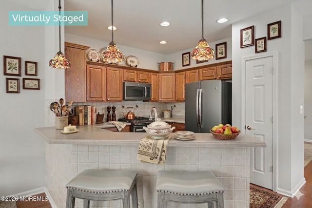 39 Marlow Drive, Jackson, NJ 08527