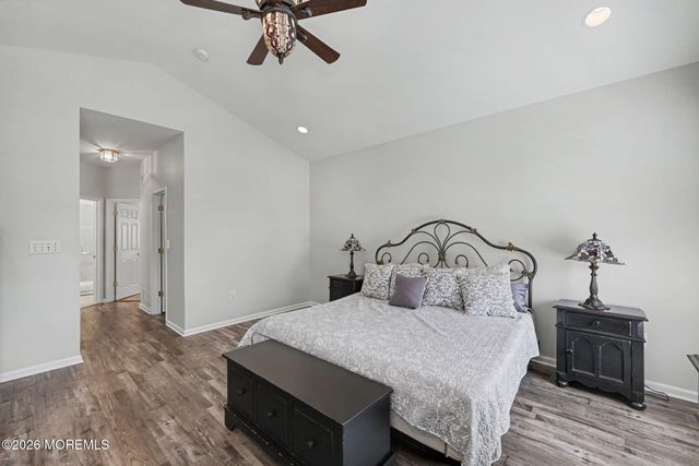39 Marlow Drive, Jackson, NJ 08527