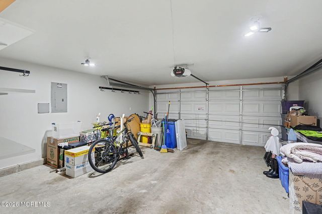 39 Marlow Drive, Jackson, NJ 08527