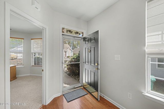 39 Marlow Drive, Jackson, NJ 08527