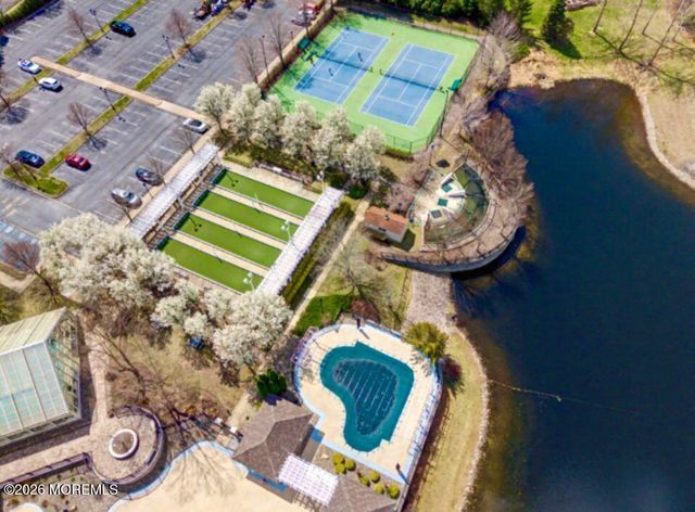 39 Marlow Drive, Jackson, NJ 08527