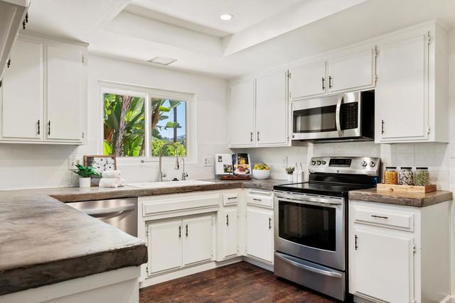 1407 Monte Vista Drive, Vista, CA 92084