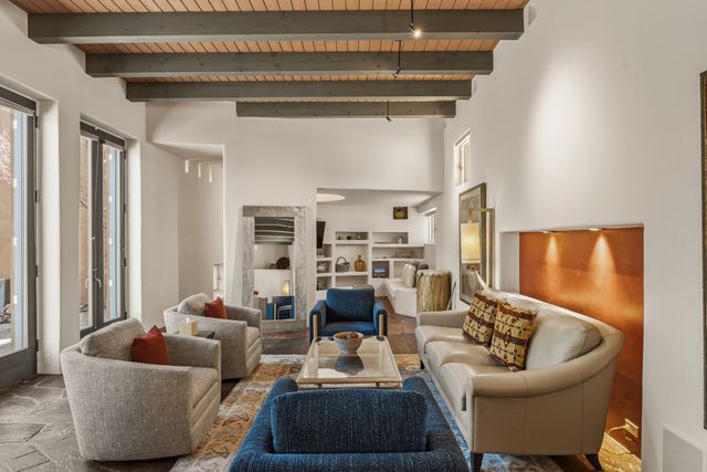 613 Camino Del Monte Sol, Santa Fe, NM 87505