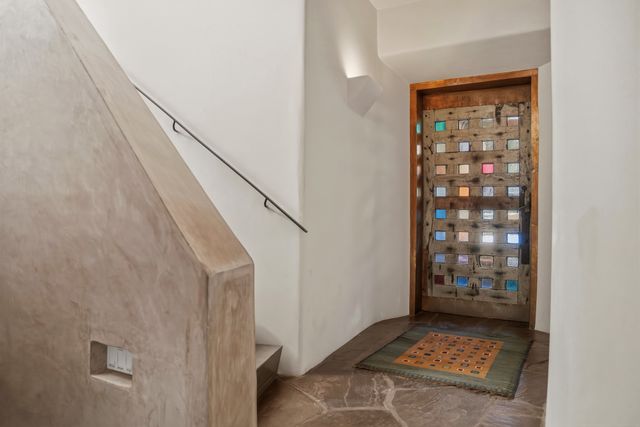 613 Camino Del Monte Sol, Santa Fe, NM 87505