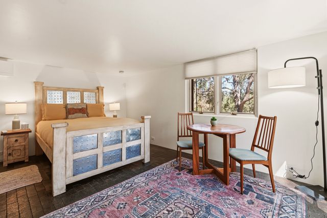 613 Camino Del Monte Sol, Santa Fe, NM 87505