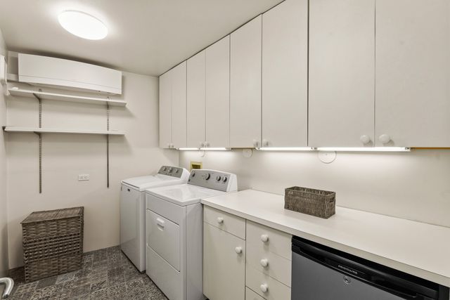 613 Camino Del Monte Sol, Santa Fe, NM 87505