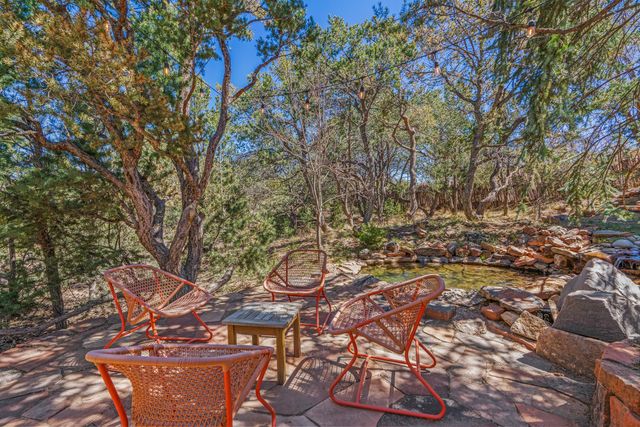 613 Camino Del Monte Sol, Santa Fe, NM 87505